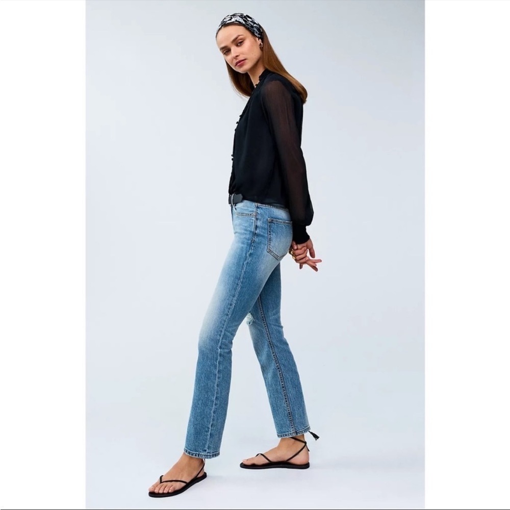 Anthropologie Pilcro Yaya Kick Flare Jeans 32 Tall Plus Distressed Denim NWT - Picture 11 of 15
